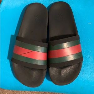 Gucci slides w/ a few scratches